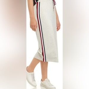 Tommy Hilfiger side logo stripe knit midi skirt. Stripe is on both sides. Size S